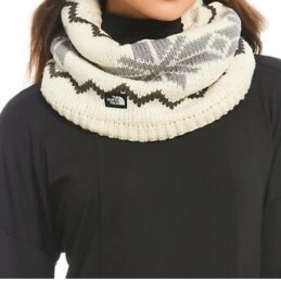 NWT The North Face Chunky Tube Scarf NWT - Picture 1 of 5